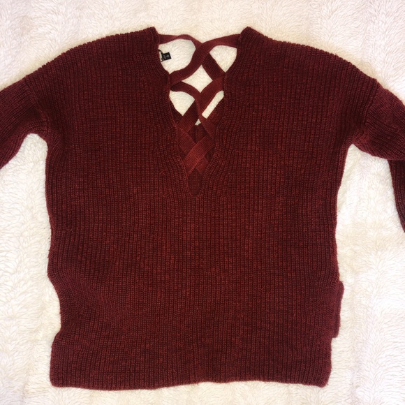 Crossback V-Neck Shaker Knit Sweater - Picture 2 of 4